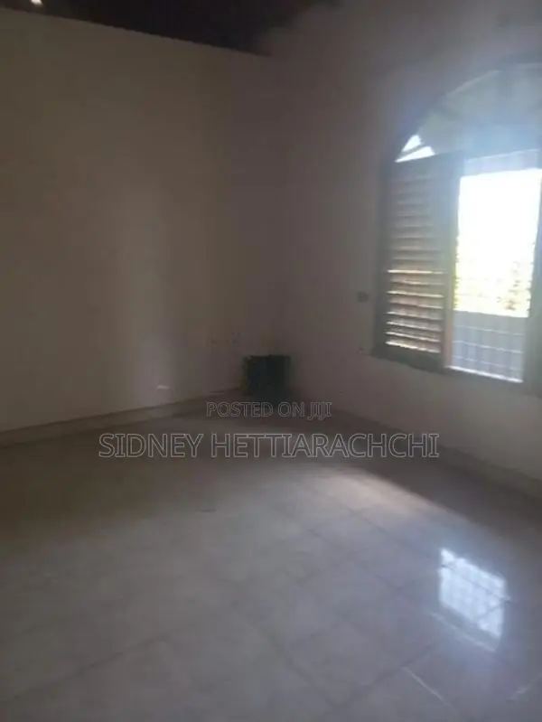 Upstairs House for Rent in Ja-Ela