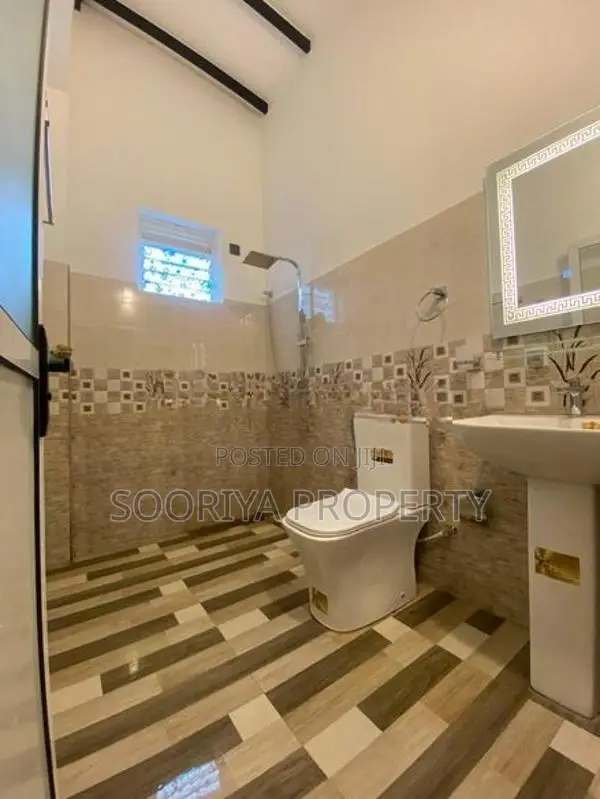 LUXURY 2 STORY BRAND NEW HOUSE FOR SALE IN MORATUWA PILIYANDALA .
