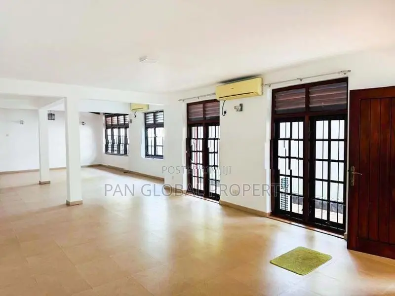 House for Sale in Divlapitiya Road, Bellanwilla