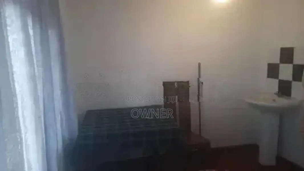Room for Rent in Dehiwala (Male)