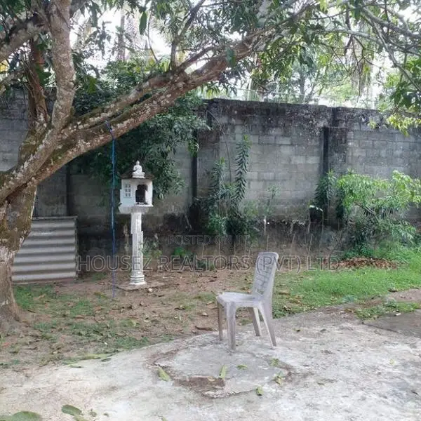 Spacious 48-Perch Property for Sale in Divulapitiya – Gampaha Road