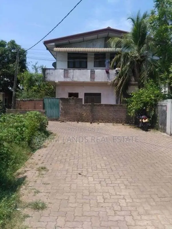 4BED HOUSE FOR RENT IN BORALESGAMUWA (SP1310)