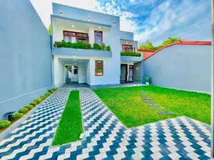 SD-420 Brand New Luxury Two Storey House in Piliyandala