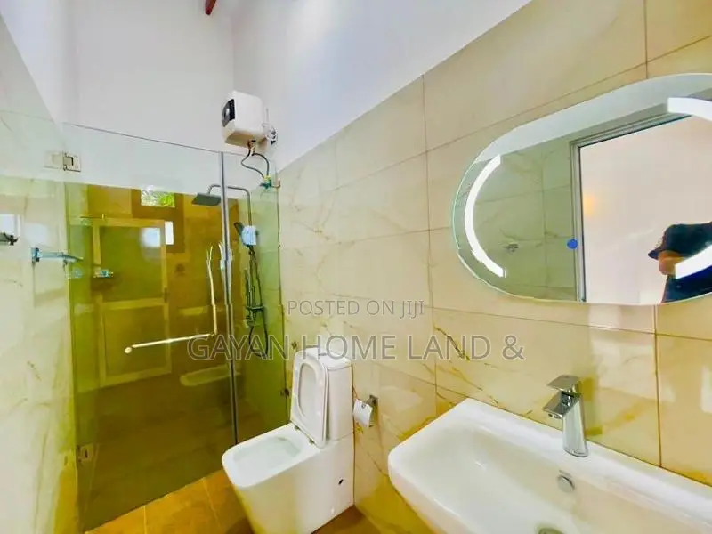 SD-420 Brand New Luxury Two Storey House in Piliyandala