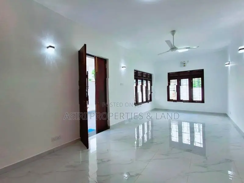 4 BEDROOMS SOLID HOUSE FOR SALE IN PILIYANDALA MADAPATHA