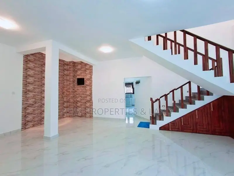 4 BEDROOMS SOLID HOUSE FOR SALE IN PILIYANDALA MADAPATHA