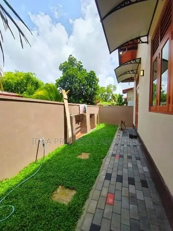 (SDS-655) Brand New Modern Single Storey House for Sale in Polgasowita