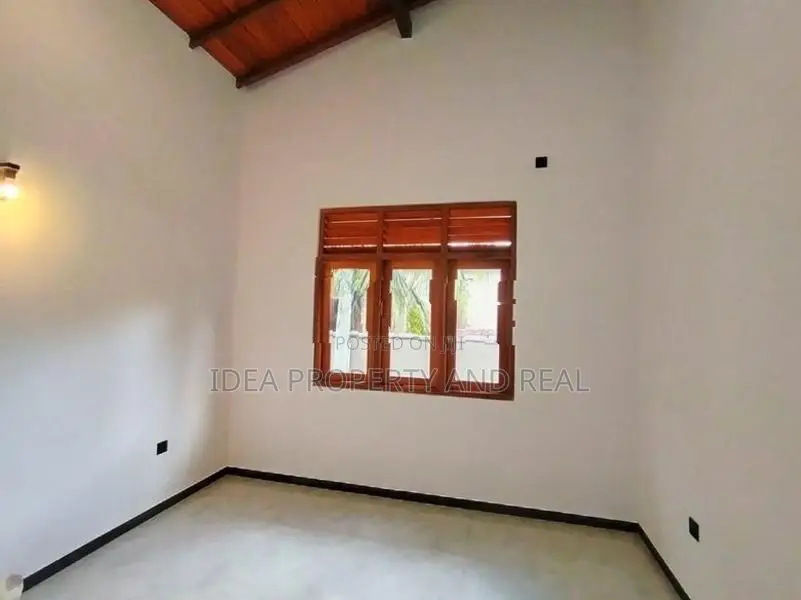 (SDS-655) Brand New Modern Single Storey House for Sale in Polgasowita