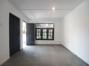 Two Storey House For Sale In Colombo 04