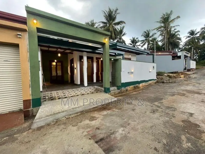 Brand New Modern Valuable House Sale in Beam Reality, Kiriwaththuduwa