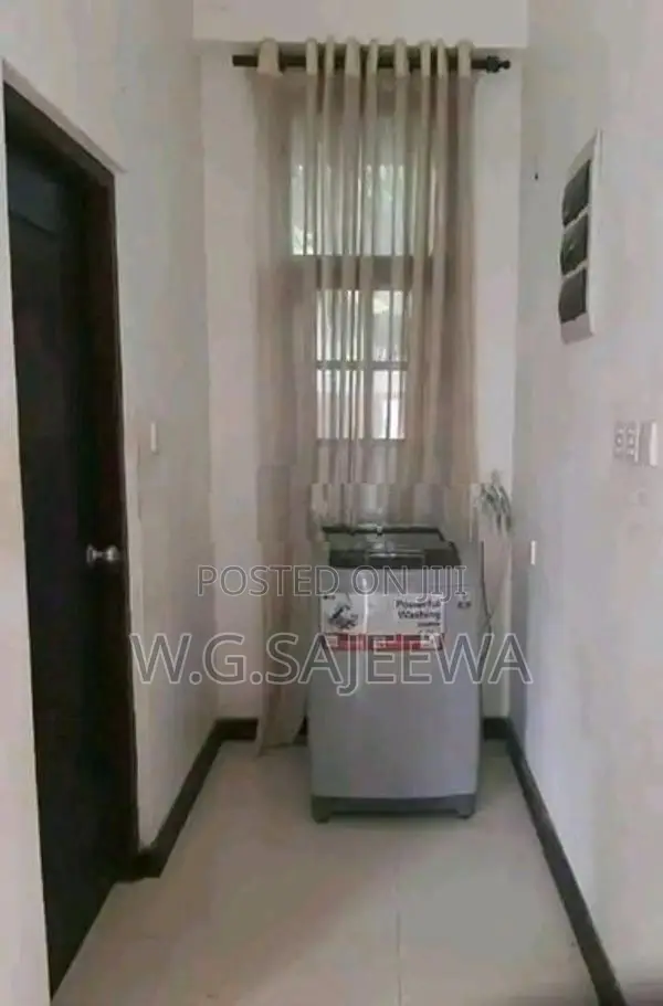 4 Rooms 2 Storey house rent in Ja Ela - Residential or office