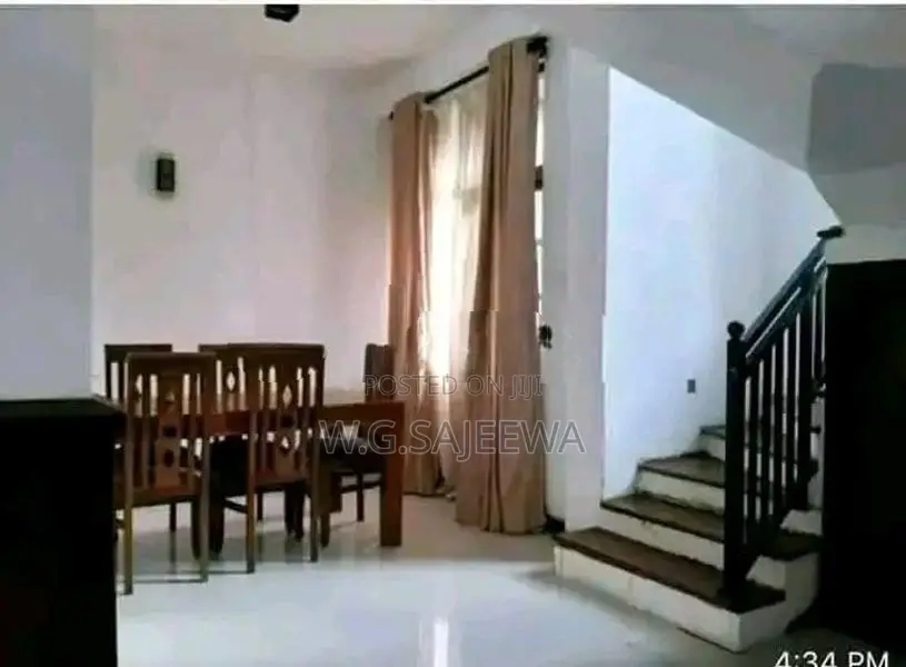 4 Rooms 2 Storey house rent in Ja Ela - Residential or office