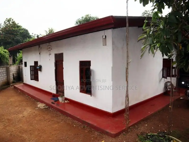 House for Sale in Hiripitiya