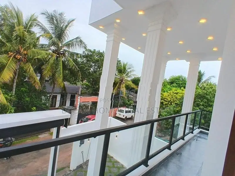 Super Luxury New House Kesbewa