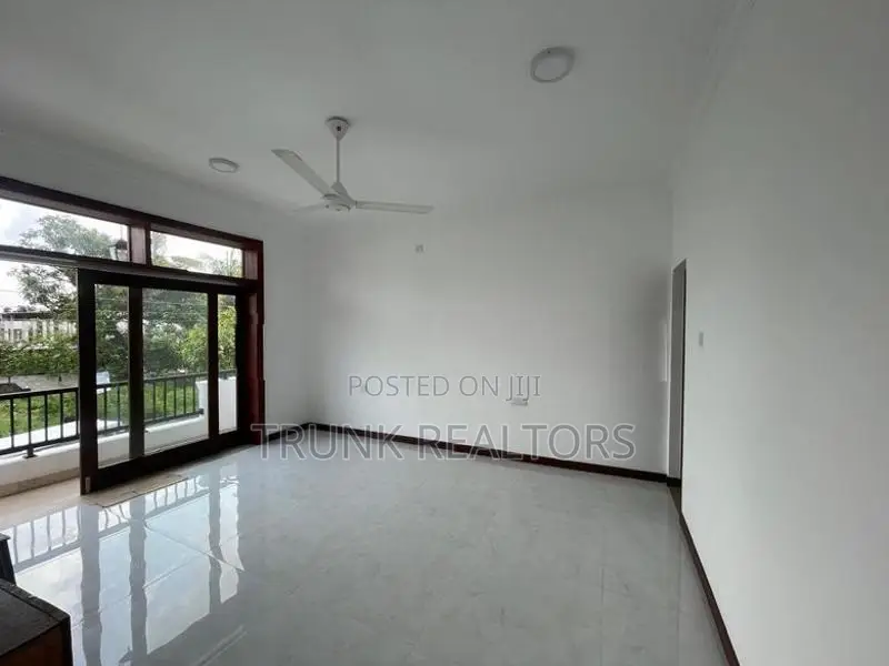 Battaramulla 04BR House For Sale (NK107792)