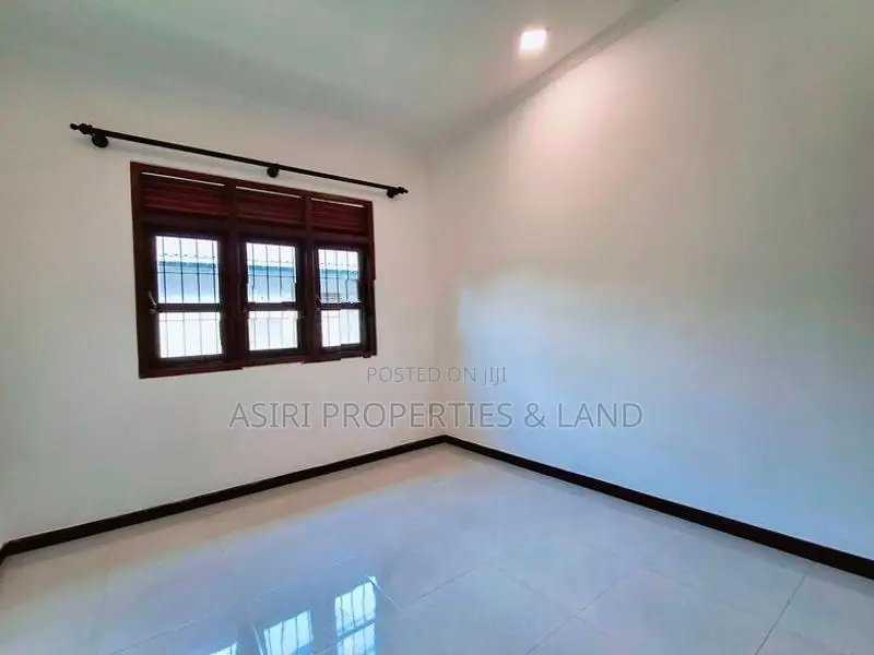 Brand new 3 Bedrooms House for sale in Piliyandala Kahathuduwa