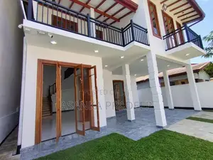 Brand New Single two storey house for sale inn Mattegoda(ik1