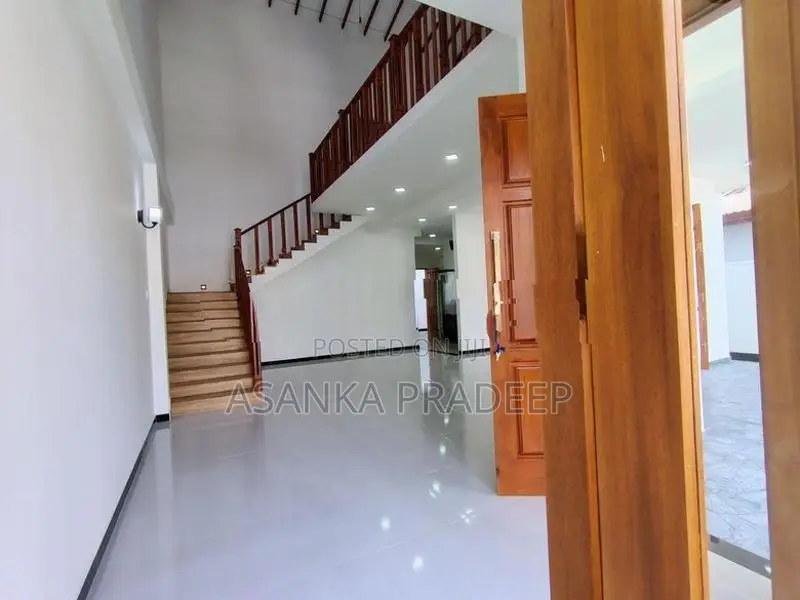 Brand New Single two storey house for sale inn Mattegoda(ik1