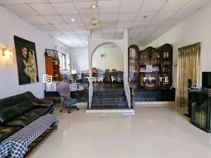 කඩවත – රාගම වයාපාරික ඉඩම සහිත අංගසම්පූර්ණ නිවසක්