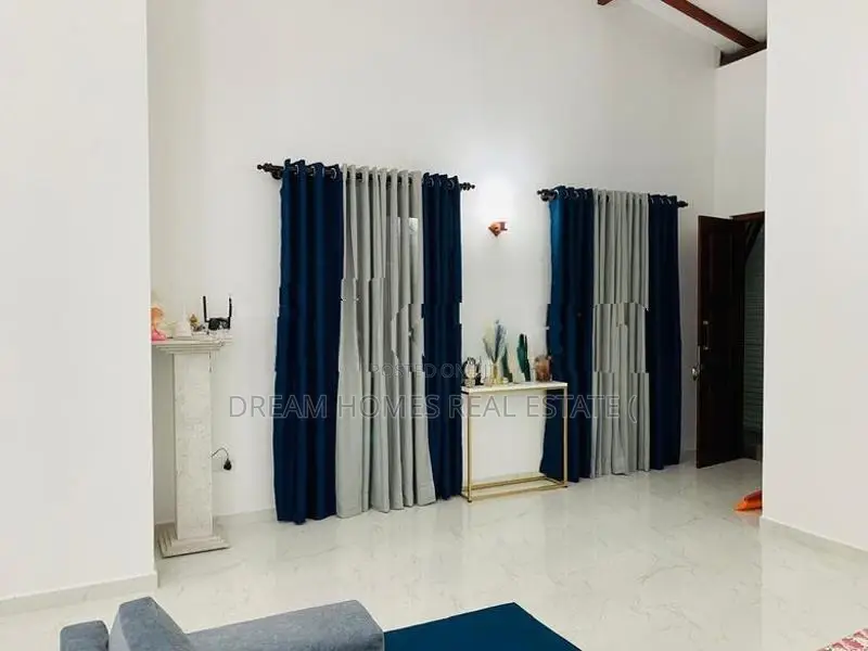 Single Storied House for Sale Athurugiriya