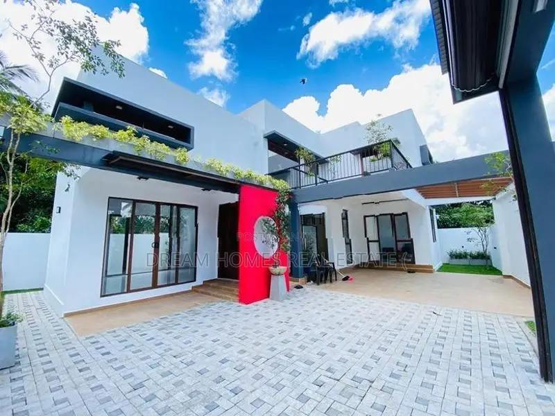 4 Bedroom House – Kothalawala