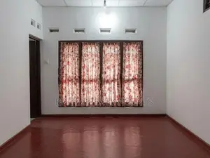 Single Story Commercial Property for Sale in Colombo 15