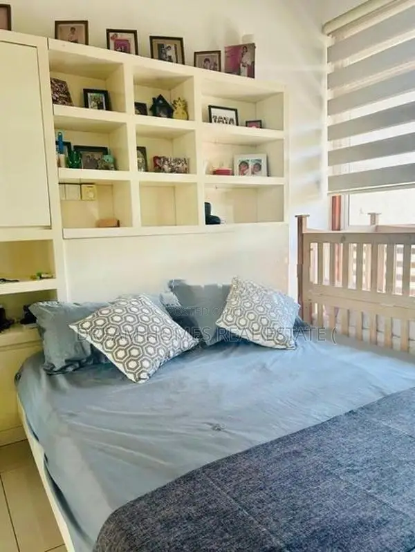Luxury Family Home for Sale Pelawatte Lake Road