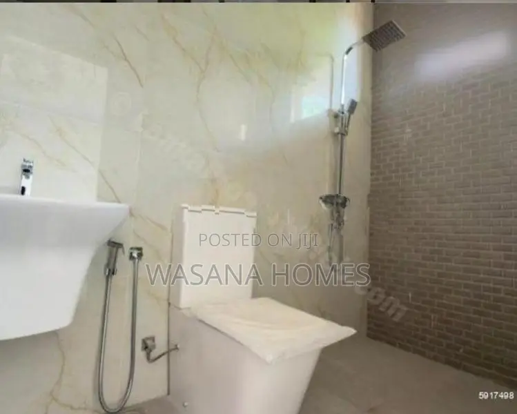7.Bedroom Super House for Sale Borelesgamuwa