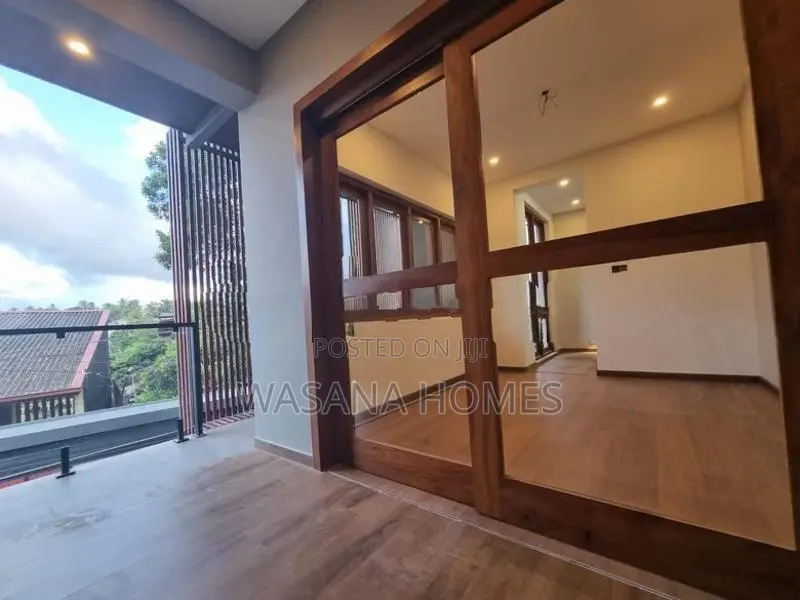 Beautiful House for Sale Talawathugoda