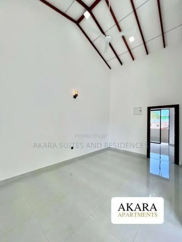 Kalubowila - Unfurnished House for Sale HL54002