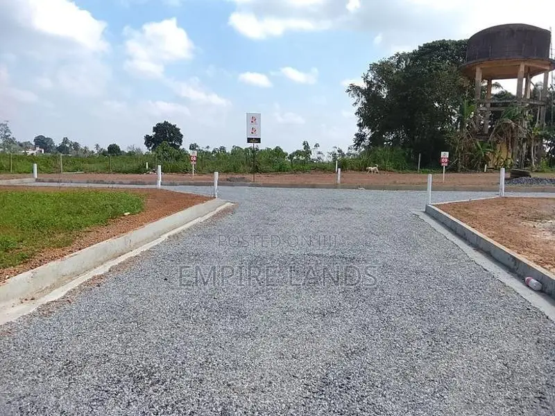 Super Luxury Land for Sale in Maththegoda Kirigampamunuwa