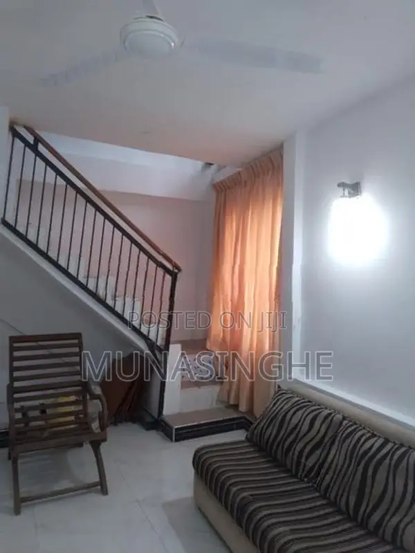2bed Rooms House for Rent Pilimatalawa