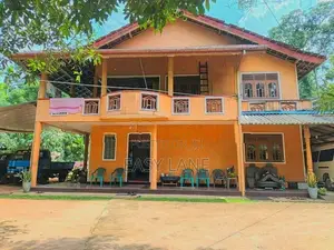 House for sale in Kegalla