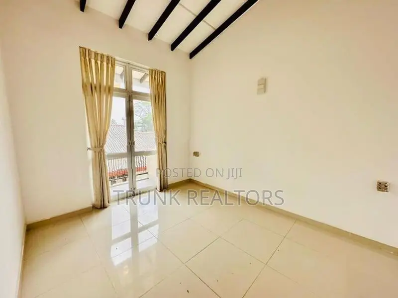 Fiero Residencies, Thalawatugoda 03BR Apartment For Sale (NK11724)