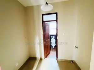 Luxury 7-Bedroom House for Rent – Nedimala, Dehiwala