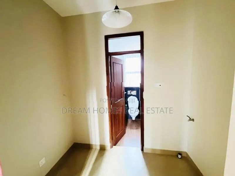 Luxury 7-Bedroom House for Rent – Nedimala, Dehiwala