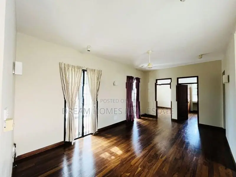 Luxury 7-Bedroom House for Rent – Nedimala, Dehiwala