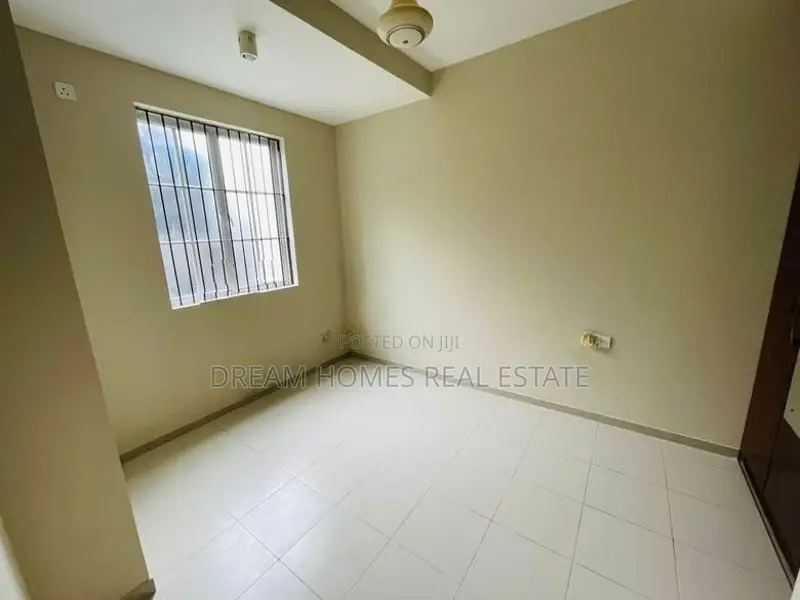 Luxury 7-Bedroom House for Rent – Nedimala, Dehiwala