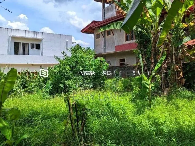නිට්ටඹුව – මඩුවෙගෙදරින් වටිනා ඉඩමක්!