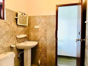 Fully Furnished 3-Bedroom Apartment for Rent Kottawa