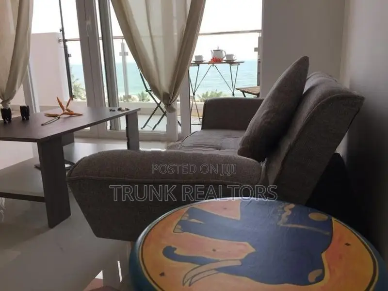 Blue Ocean, Mount Lavinia 02BR Apartment For Sale (NK11726)