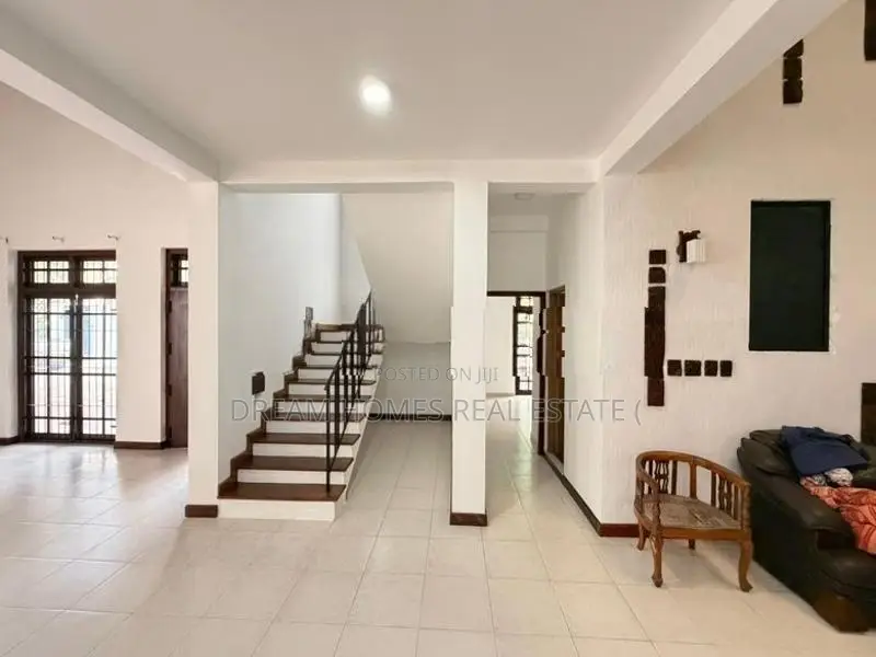Spacious 5-Bedroom House for Sale – Malabe