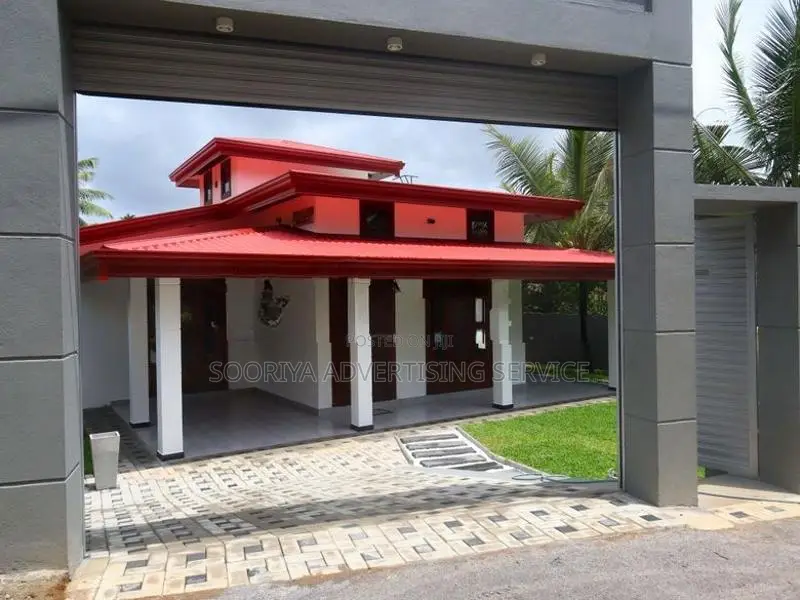 Brand-New House for Sale in Watareka - Padukka