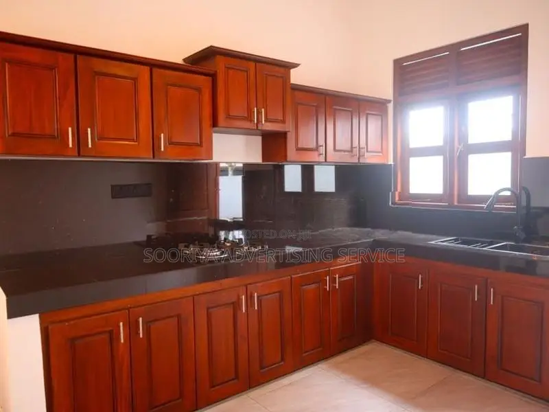 Brand-New House for Sale in Watareka - Padukka