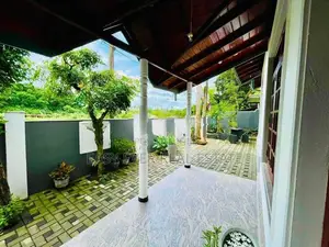 කඩුවෙල – වැලිවිටින් අගනා දෙමහල් නිවසක් ඉක්මනින් විකිණීමට