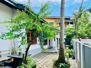කඩුවෙල – වැලිවිටින් අගනා දෙමහල් නිවසක් ඉක්මනින් විකිණීමට