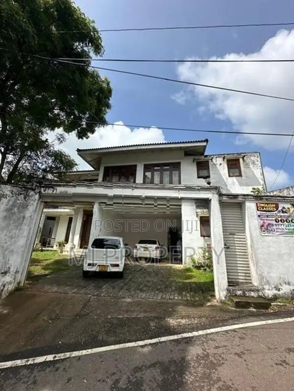 TS-1195 Highly Valuable Two Storey House Sale in Thalawathugoda