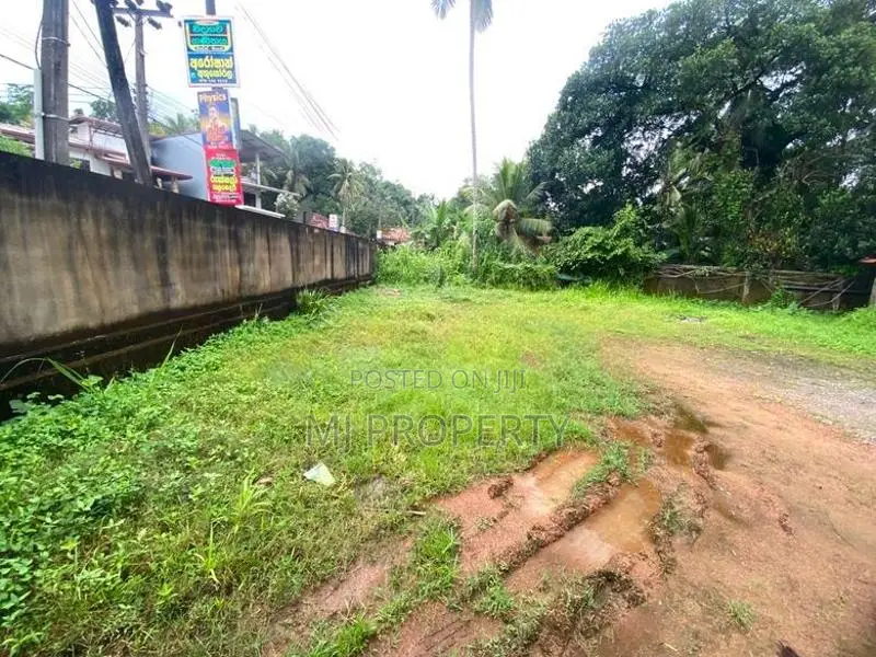 ( GC-1095)Valuable Commercial 6000SQFT Stores Building Rent in Homagam