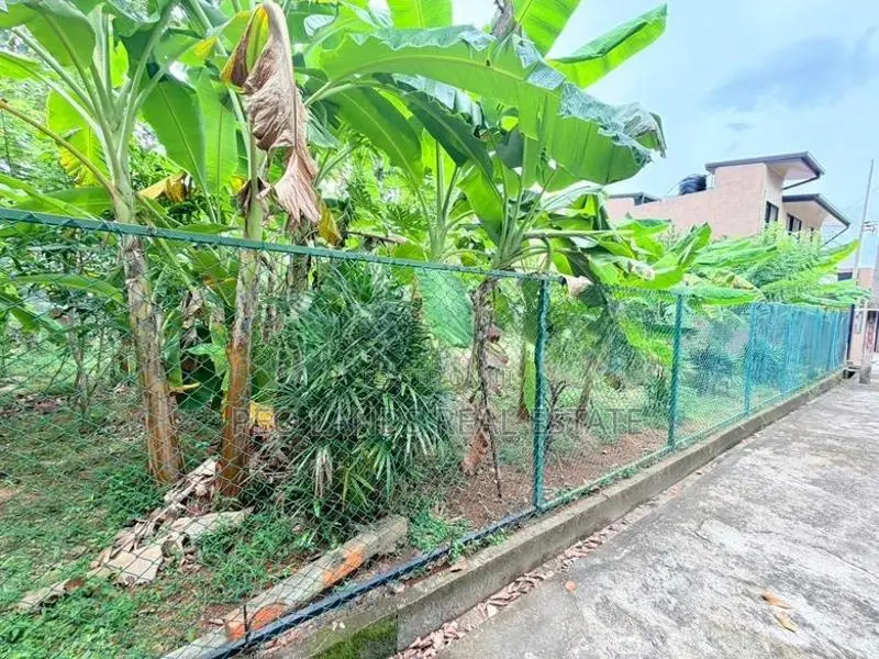 (SL1573) 24 Perch Land for Sale in Rajamalwatta Battaramulla