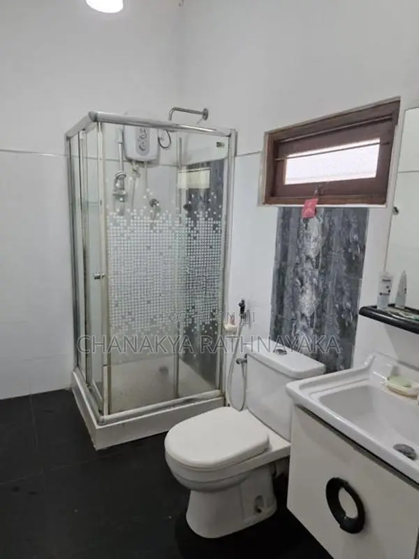 5 Bedroom 2 Story House for Rent Kelaniya